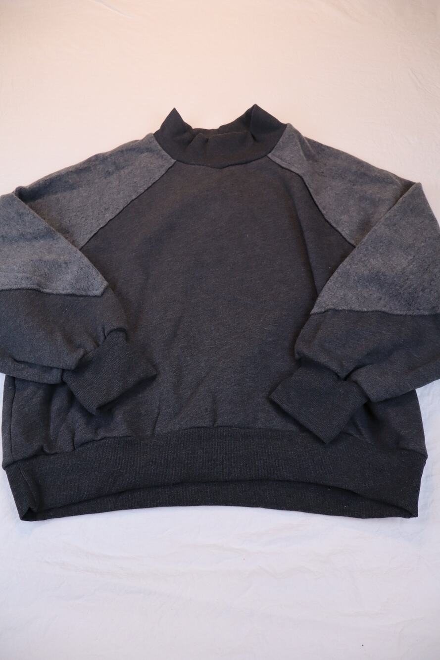 NEW SEAS 78&Sunny Coast Sweatshirt Women's Black Obsidian Mock Neck Size M